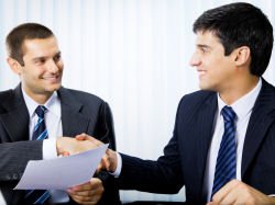 © vgstudio - Fotolia.com Seriös auftreten - So geht's!