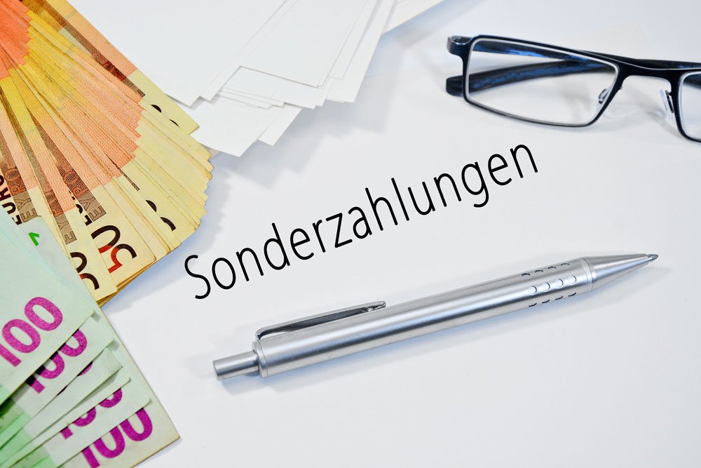 13. Gehalt und Weihnachtsgeld - Grundlagen und Unterschiede
