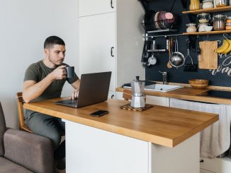 Home Office in der Küche