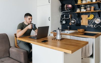 Notlösung Home Office, aber kein Arbeitszimmer? – 5 Tipps für Mini