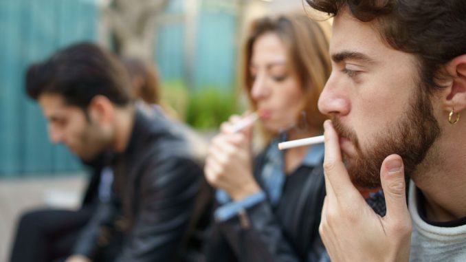 Raucherpause während der Arbeitszeit